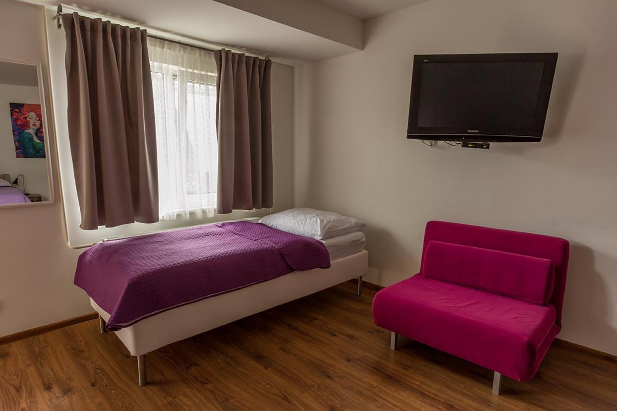 Apartmany Tereza & Free Parking Братислава Екстер'єр фото